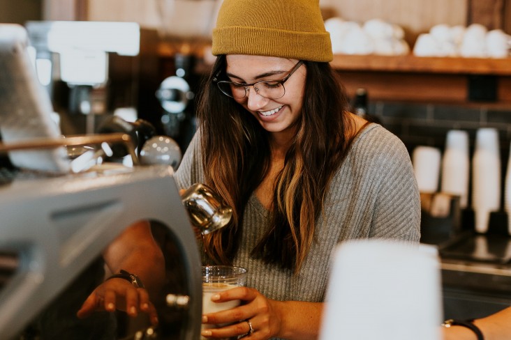 barista in cafe